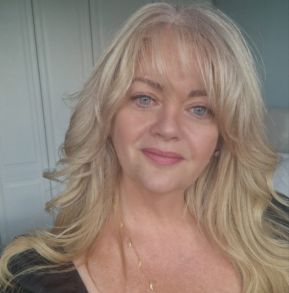 About ABP Sian Llewellyn an attractive lady with long wavy blond hair